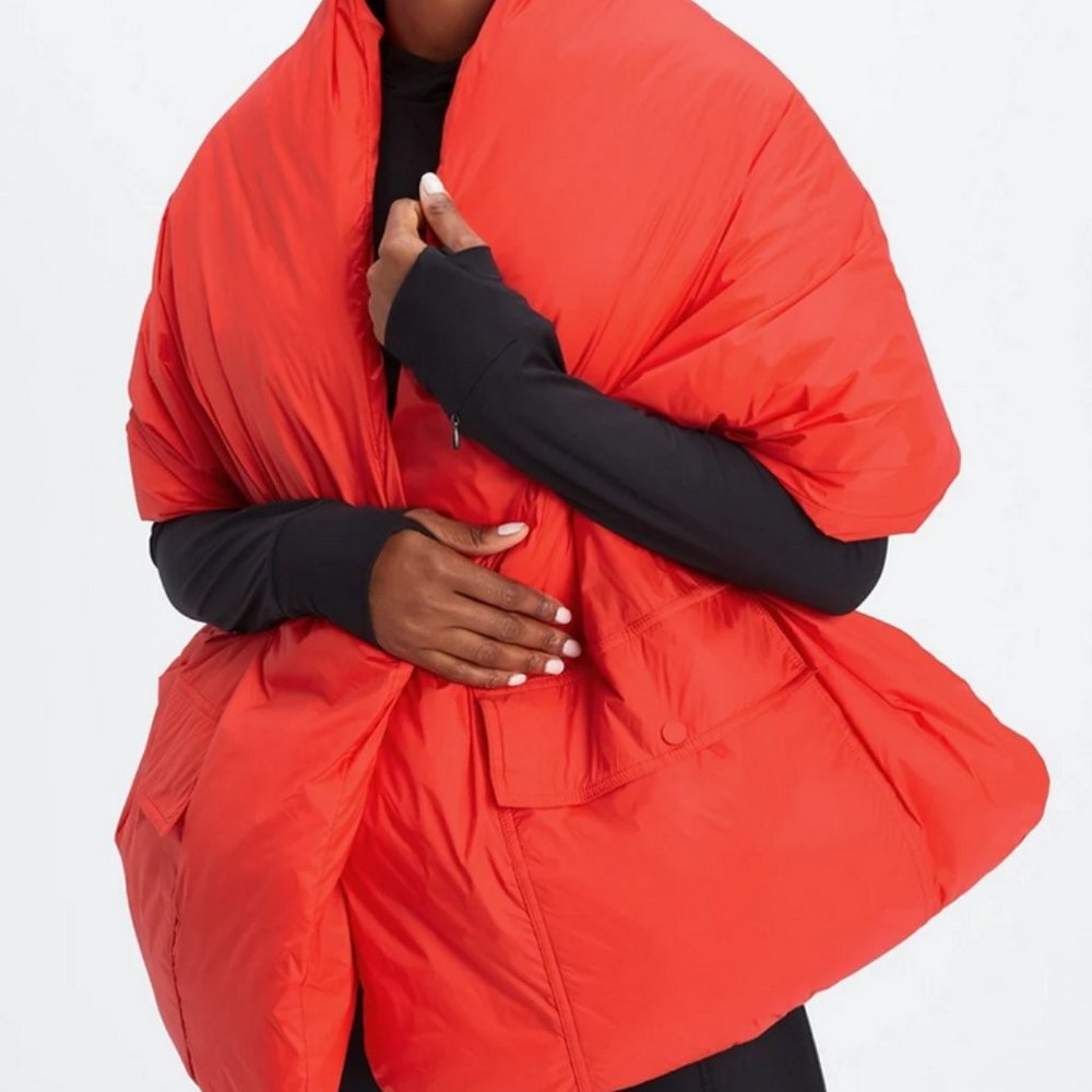 Unisex Puffer Scarf by Fabletics